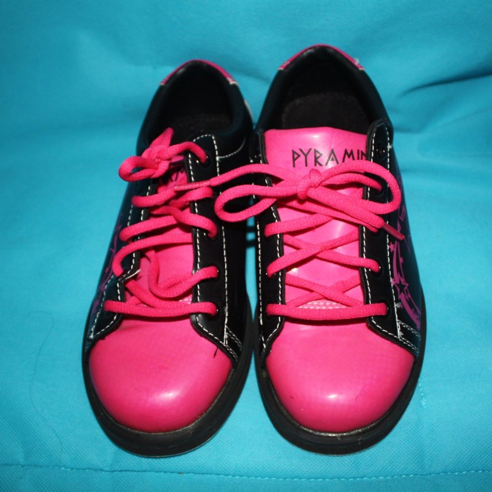 Pyramid Black Pink Stars Bowling Shoes (US 6)
